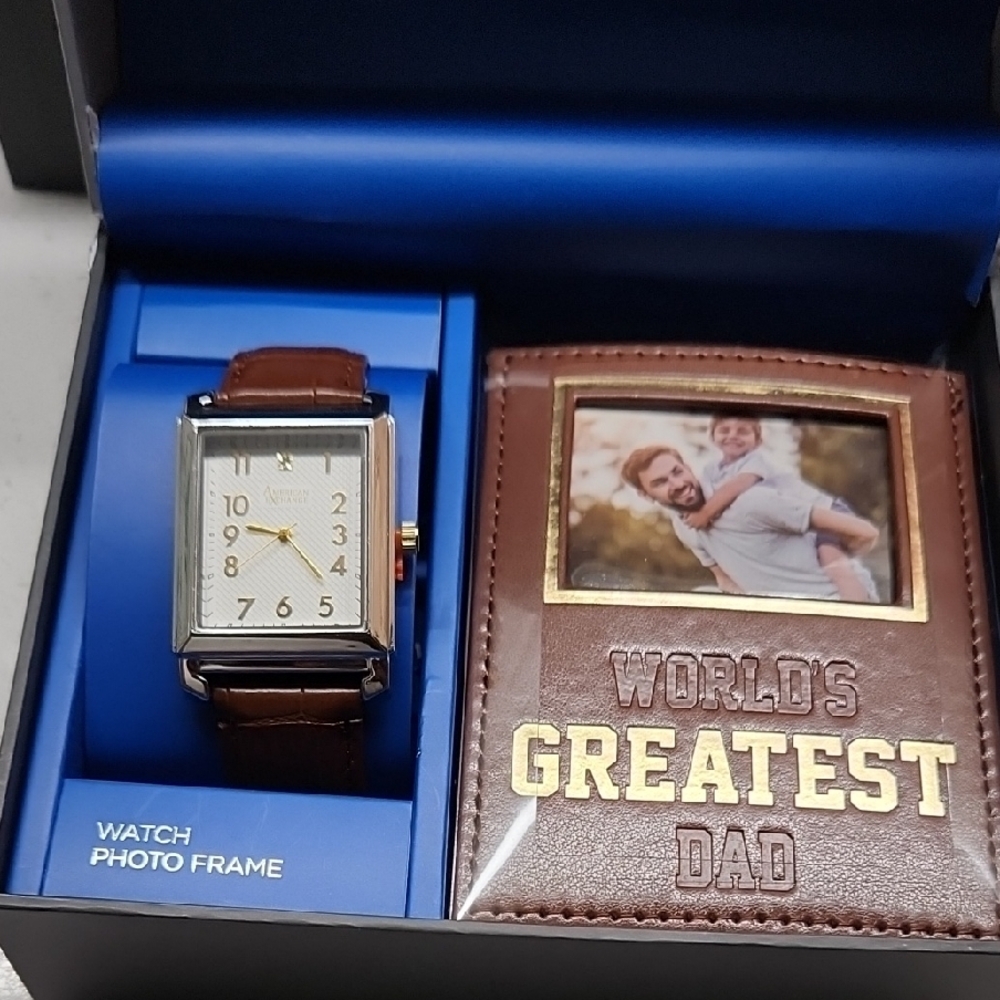American Exchange Brown and Gold Watch Set